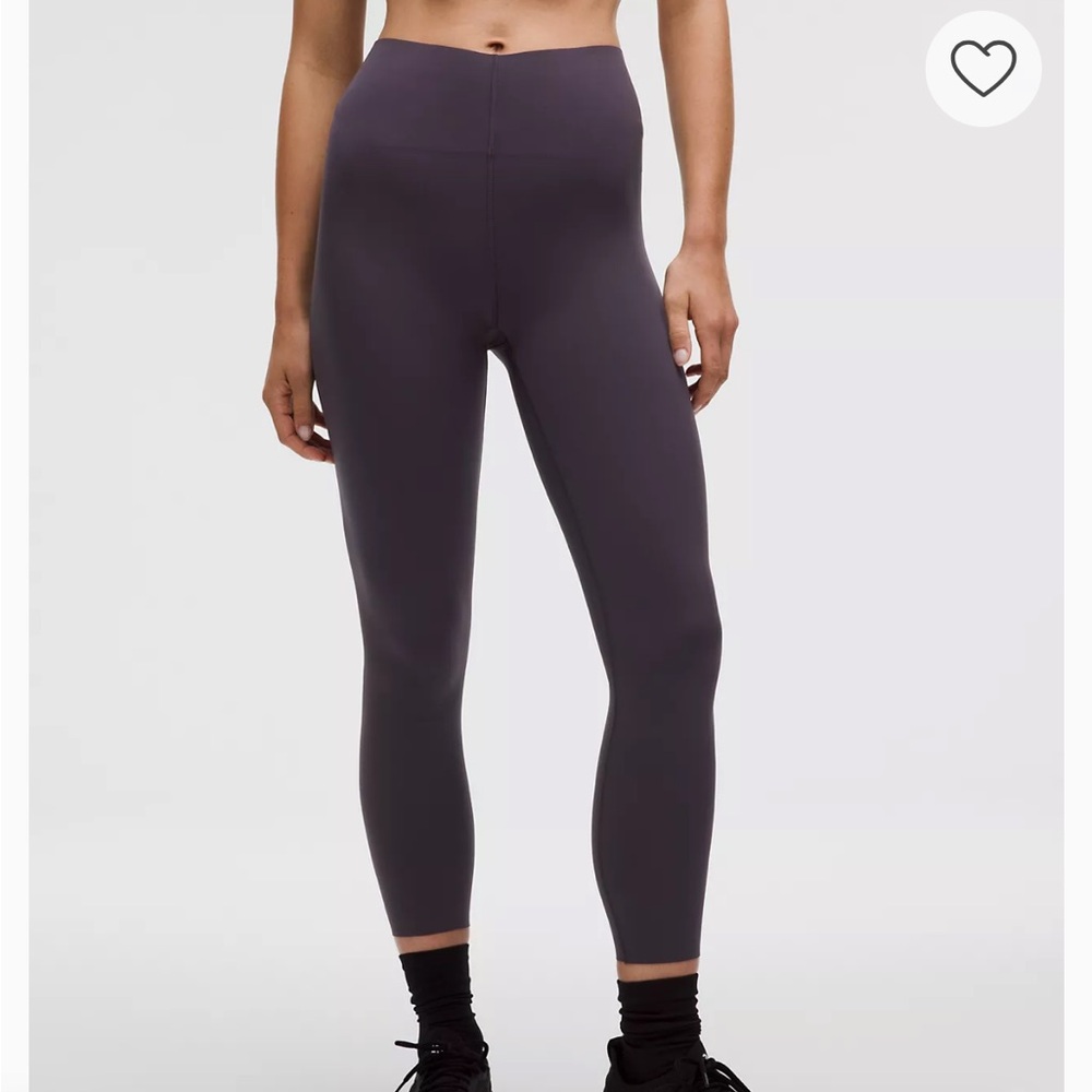 Lululemon 	Glow Up™ Super-High-Rise Tight 25"